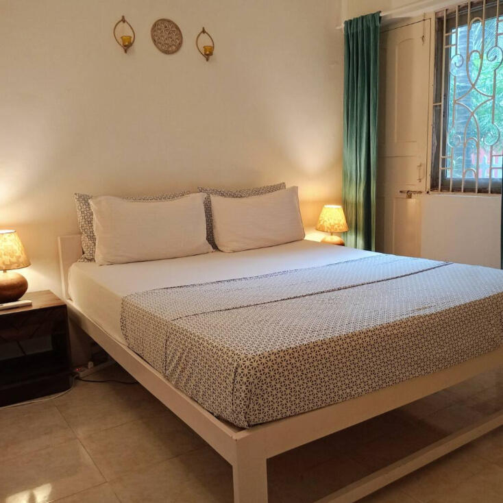 Cosy bedroom with garden view